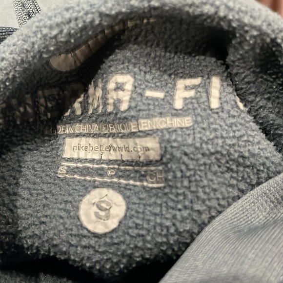 NikeTherma Fit Sweatshirt - Picture 2 of 2